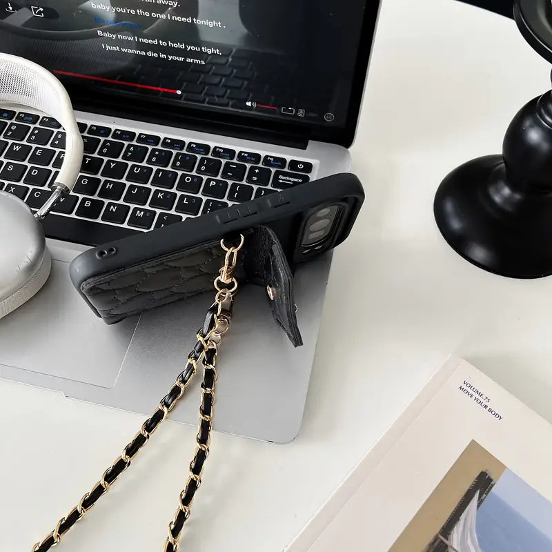 Luxury Crossbody Wallet Case for Google Pixel / Pixel Pro / Pro XL – Quilted Leather Pouch with Chain Strap